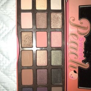 Too faced peach palette
